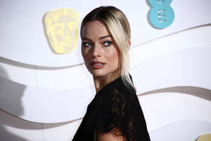 Margot Robbie Porn Captions Celebrity - Margot Robbie talks about playing Harley Quinn | Celebrity | Entertainment