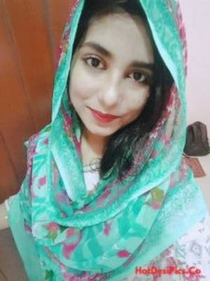 desi muslim naked girls - cute hyderabad muslim girl ki leaked nude selfies