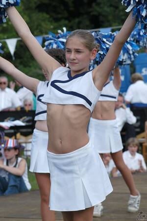 chubby cheerleader upskirt - Cheerleaders upskirt pics - Xxx pics.