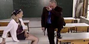 German Classroom Porn - German schoolgirl gets fucked after class