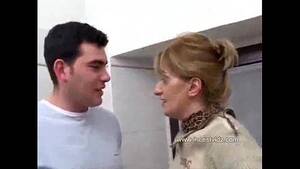 Hairy Italian Porn - Hairy Italian Mommy - XVIDEOS.COM