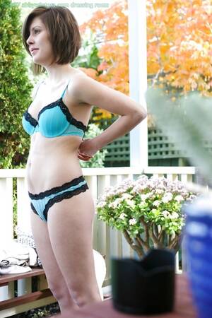 amateur voyeur bra - Voyeur Bra Porn Pics & Nude Pictures - AllPantyPics.com