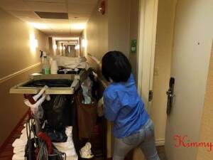 hotel maids giving hand jobs - Free Handjob Hotel Maid Porn | PornKai.com