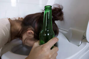 drunk abuse - Binge Drinking vs. Alcoholism: Know When You're Drinking Too Much
