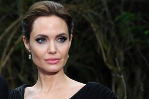 Angelina Jolie Real Sex - Does Angelina Jolie really believe that anyone is buying this?