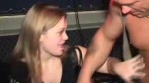 blowjob audience - Stripper dangle his cock in front of audience - Free Porn Videos - YouPorn