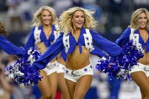 Cheerleader Titans Porn - Dallas Cowboys Cheerleaders break silence on 'Debbie Does Dallas' scandal -  NZ Herald