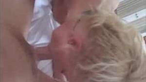 Jenna Jameson Deep Throat Porn - Jenna Jameson gives great head whilst lieing naked
