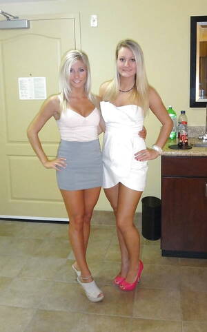 Chav Slut Porn Captions - Sexy teen chav slut - 7 photos