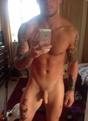 nice soft cocks - Hunk With Soft Cock - Nude Men Post