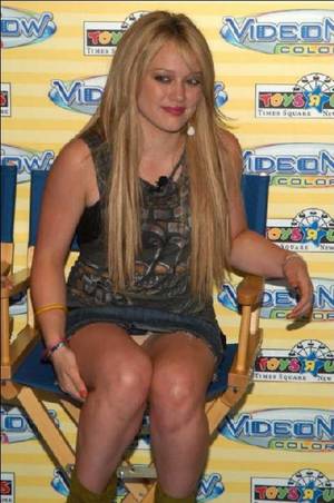 leaked hilary duff upskirt - Everybody is an asshole