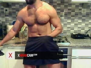 Arab Porn Dubai Dude - Dubai horny stud, gorgeous body, hot dick - Arab Gay | xHamster