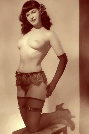 Bettie Page Garter Belt Porn - Bettie Page