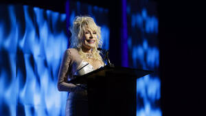 Dolly Parton Xxx Porn - Dolly Parton: Dolly Parton reveals why she included 'Wrecking Ball' on  upcoming 'Rockstar' album - The Economic Times