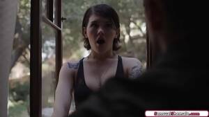 couple fucks tranny window girl - Milf gets stucked in a window and the busty tgirl Daisy Taylor licks her  cunt from outside as she sucks her bfs cock.Then the big tits trans fucks  her - XNXX.COM