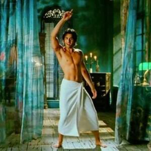 bollywood khan naked - Shah Rukh Khan to Vijay Deverakonda When Bollywood Men Went Nude on Screen  Check Full List