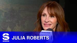 Julia Roberts Sexy - Julia Roberts Reacts to Sam Esmail Admitting He Used to Edit Porn - YouTube