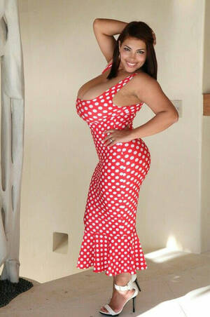 latina ass big tits dress - Hot Pic Busty Latina with Huge Breasts and Booty in Tight Dress