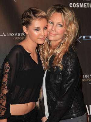 Heather Locklear Lesbian Porn - Ava Sambora, 13, Looks Just Like Mom Heather Locklear (PHOTOS) | HuffPost  Entertainment