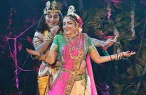 Hema Malini Porn - Hema Malini performing yesterday in Mathura. So very graceful and  beautiful. : r/BollyBlindsNGossip