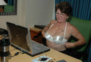 Granny Computer Porn - Granny Mature sex Old Tarts! - Granny.nu