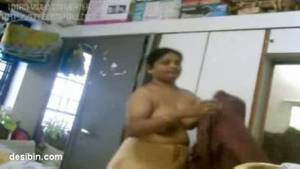 indian aunty dress change - Aunty Changing Her Dress Captured