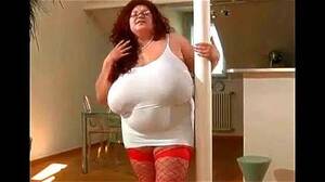 Huge Saggy Bbw - Watch Mature with huge saggy tits - Huge Tits, Huge Saggy Tits, Bbw Porn -  SpankBang