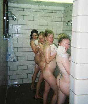 naked girls shower - army girls naked shower