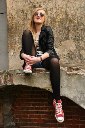 Black Girls In Sneakers Porn - Legs, Nails, and Geek Stuff