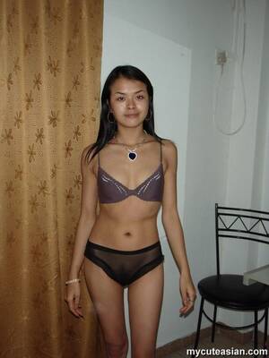 homemade handjob asian girls - MyCuteAsian filipino Really cute Asian posing n handjob Pics