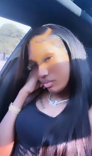 ellen page nude shemale - 2021 Was the Deadliest Year on Record for Trans Folks. KiÃ©r Was Only 21. -  The New York Times