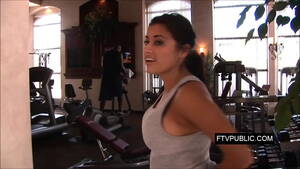 Gym Porn Latina - Busty latina at public gym - XVIDEOS.COM