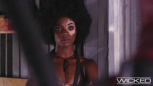 Mavel Dc Comics Lesbian Porn - Juicy lesbians cosplay Marvel and DC comics and lick each other's pussies.