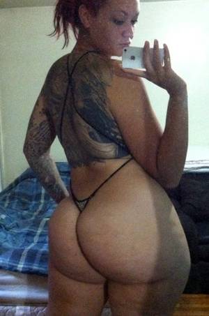 black homemade mom - Tattooed black mom selfies, her strings lost.