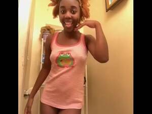 Ebony Homeless Porn - Homeless Teen Babe Twerking Ebony Ass - Pornhub.com