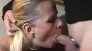 mom gives blowjob - Mom gives amazing blowjob - Porn300.com