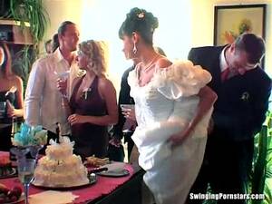Bride Fucks Wedding Party - Fucking bride part of wedding - XNXX.COM