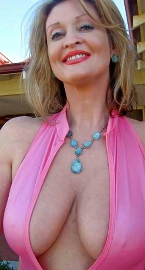 dead granny tits - Gorgeous Lady, Drop Dead Gorgeous, Fair Lady, Older Women, Curvy Women,  Boobs, Youth, Desserts, Curves