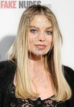 facial fake - Porn Studio Reveals Why Margot Robbie Has The Most Popular Face To Cum On -  FakeNudes.com