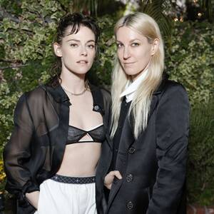 Interview Kristen Stewart Porn Captions - New Rolling Stone cover features Kristen Stewart 'uncensored' | Hollywood -  Hindustan Times