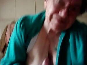 granny helping hands job - Helping Hand | xHamster