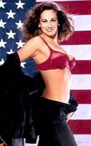 Gallery Magazine Porn 2002 - Gallery Magazine - July 2002: Porn Stars Tawny Roberts, Lydia Chanel &  More! (Adult Magazine): Charlie Malloy: Amazon.com: Books