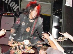 nicki six - Awesome!