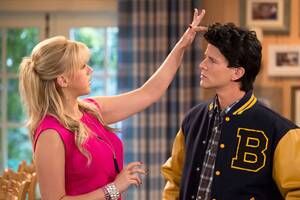 Full House Dj Porn - Fuller House Recap: The Wife, the Thief, the Chef, and Kimmy Gibbler