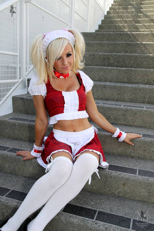 Japanese Lollipop Chainsaw Porn - Juliet Starling - Japanese Maid Costume (Lollipop Chainsaw) Cosplay By:  Jessica Nigri #