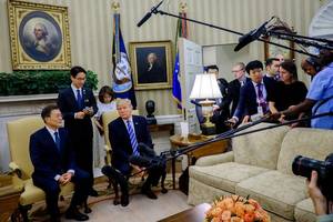 67 Year Old Asian Star - Photo