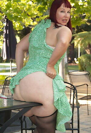 Big Ass Mature Women - Big Ass Pictures - Women In Years. Hot mature and older women porn.