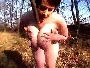 big boobs outside - Watch Workout huge boobs outdoors - Huge Boobs, Massive Tits, Bbw Porn -  SpankBang