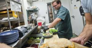 Mountain Dew Lunch Sandwich Porn - Tourism gallops back, with a few hiccups | Business | record-eagle.com