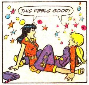 cartoon betty veronica strapon sex - Possibly from â€œBetty & Veronica Summer Fun #153 August '74â€ : r/theyknew